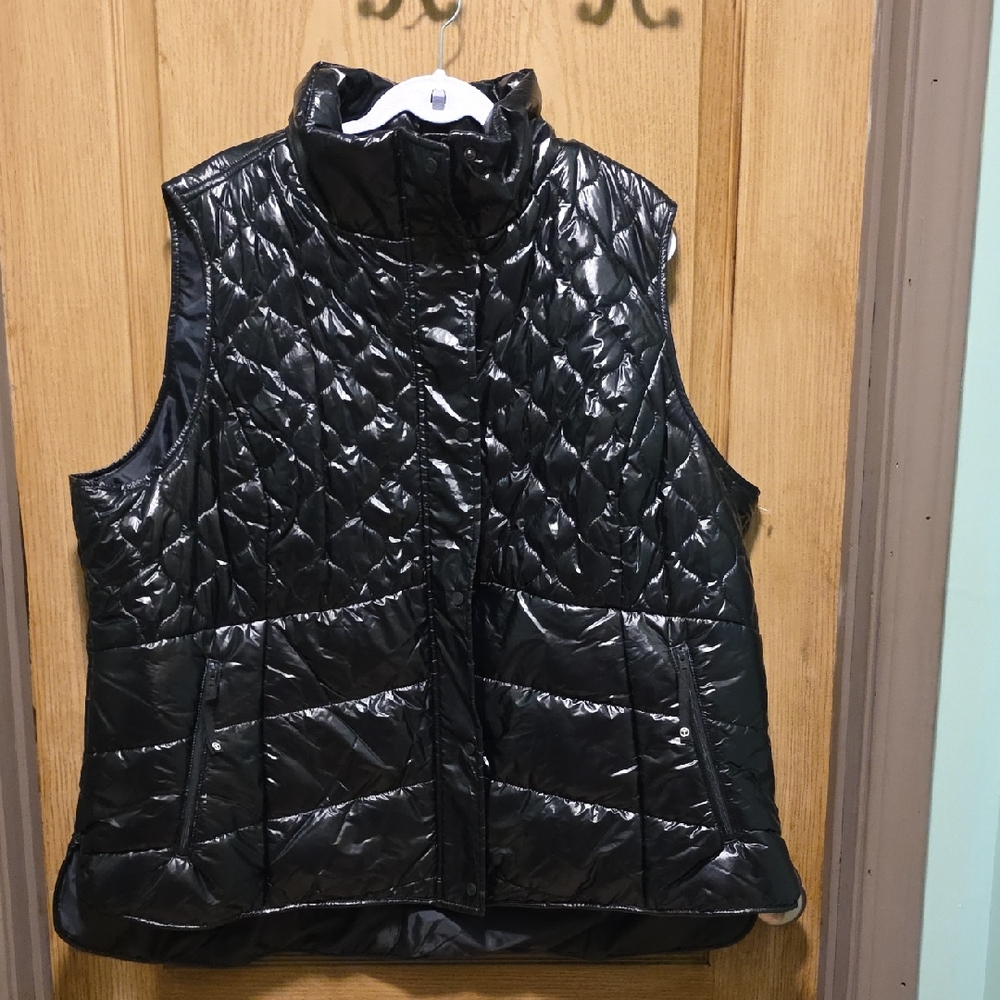 Talbots Shiny Black Quilted Vest - Picture 1 of 11